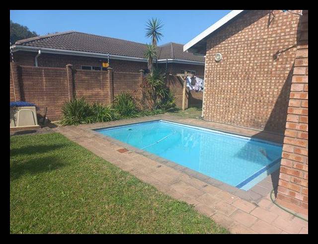 3 BEDROOM APARTMENT FOR SALE IN BIRDSWOOD